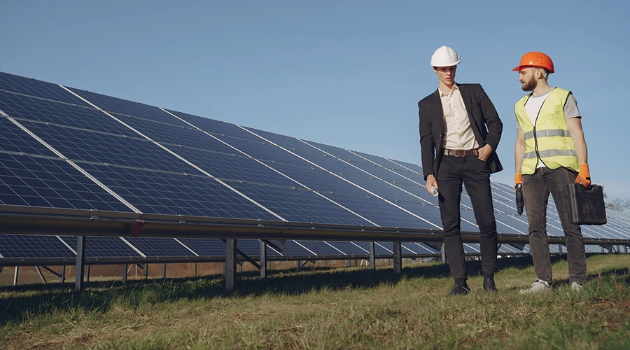 Hybrid vs Off-Grid Solar Sunshine Coast